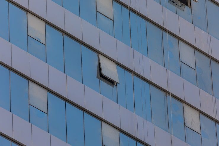 Glazing & Façade Solutions